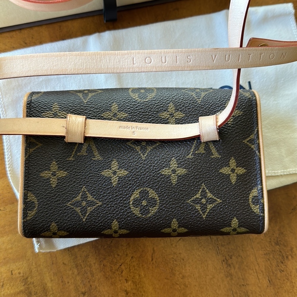 Genuine Louis Vuitton Florentine waist pouch or bumbag - Picture 4 of 13